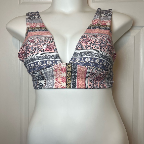 Other - True Craft Size M Tanki Top